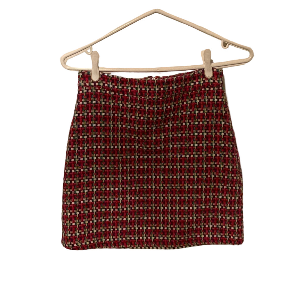 Chic Tweed Mini Skirt in multicolor pattern